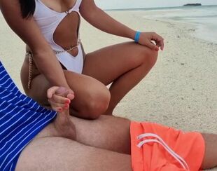 Hand-job with cum-shot on public beach Maldives 4K